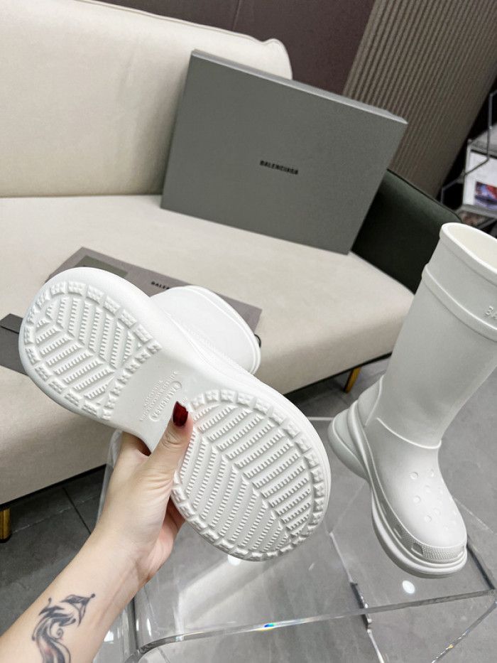 BALENCIAG*  CROCS BOOT  5000095