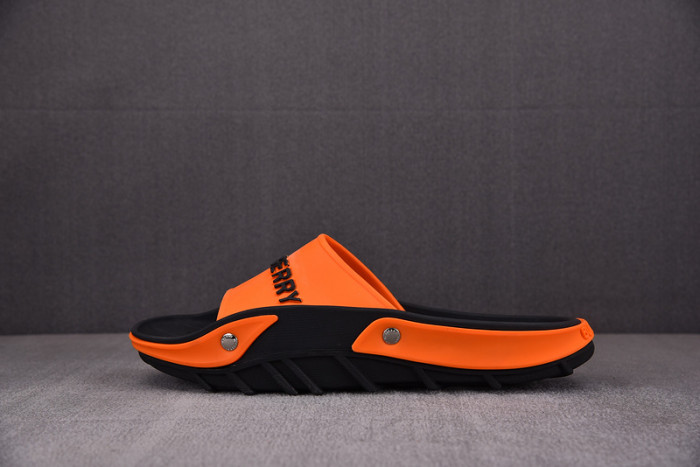 BURBER*Y Sandal5