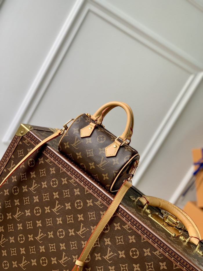 L&V BAG27