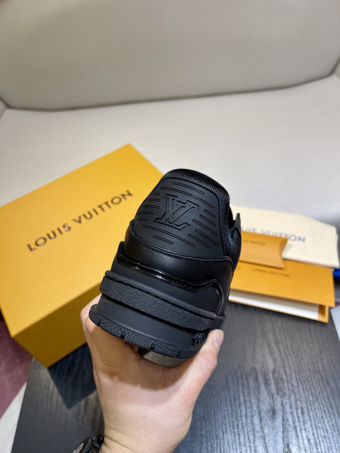 L&V snekaers  L0000102