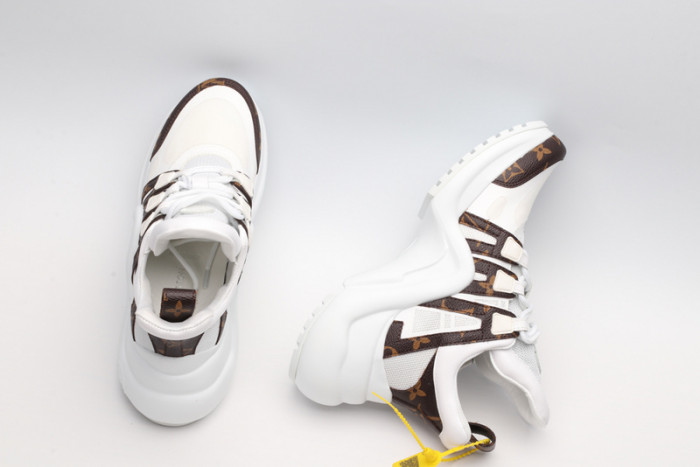 LV snekaers  L000003