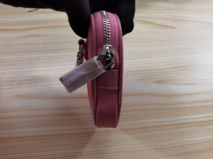 Prada BAG25