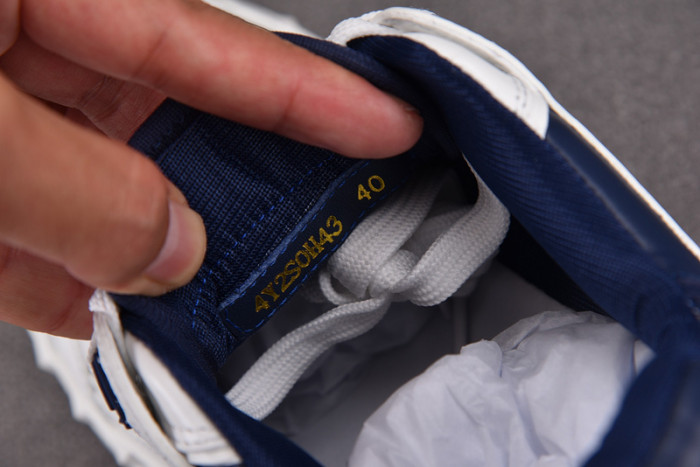 V*LENTINO  SNEAKERS  VT000006