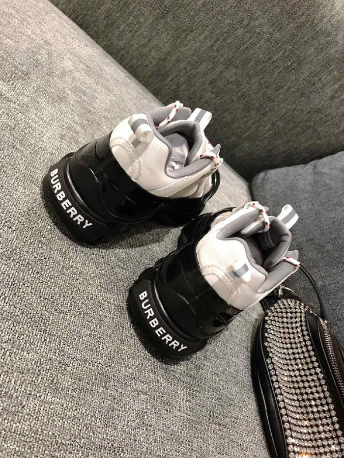 Burber*y sneakers B000003