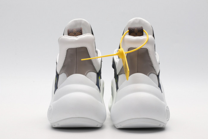 LV snekaers  L000002