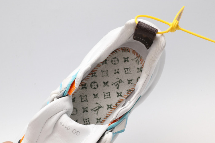 LV snekaers  L000002