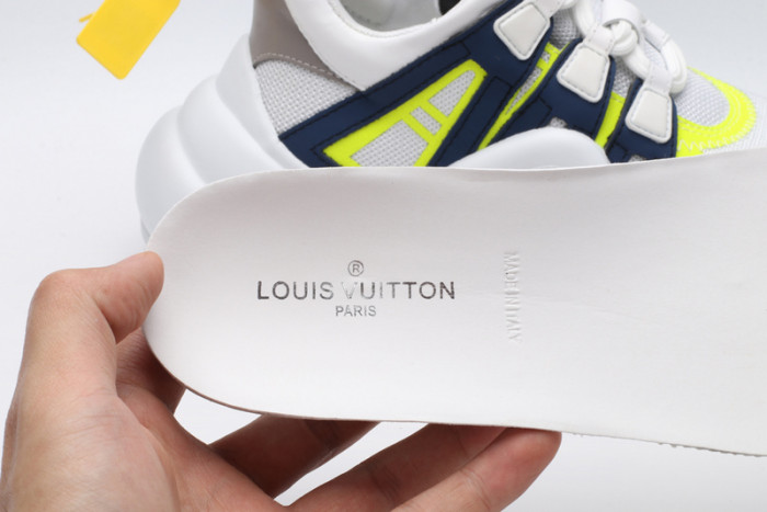 LV snekaers  L000002