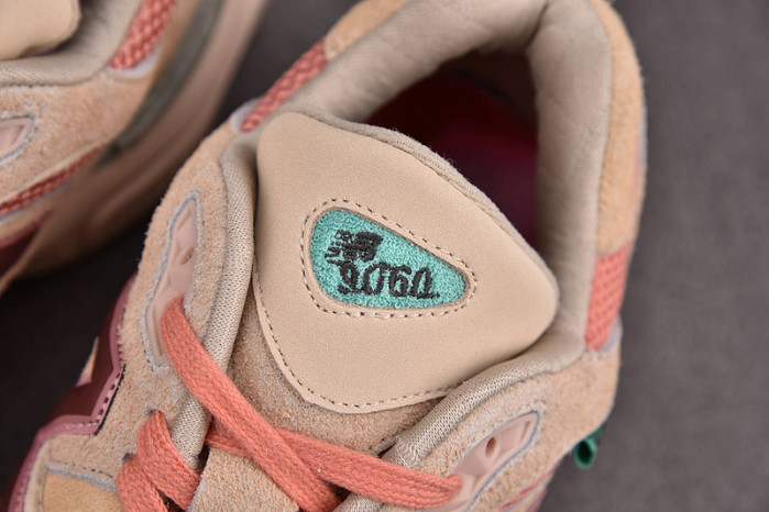 NEW BALANCE 9060  NB000013