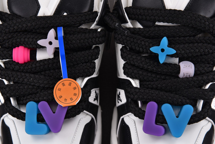 L&V snekaers  L0000104